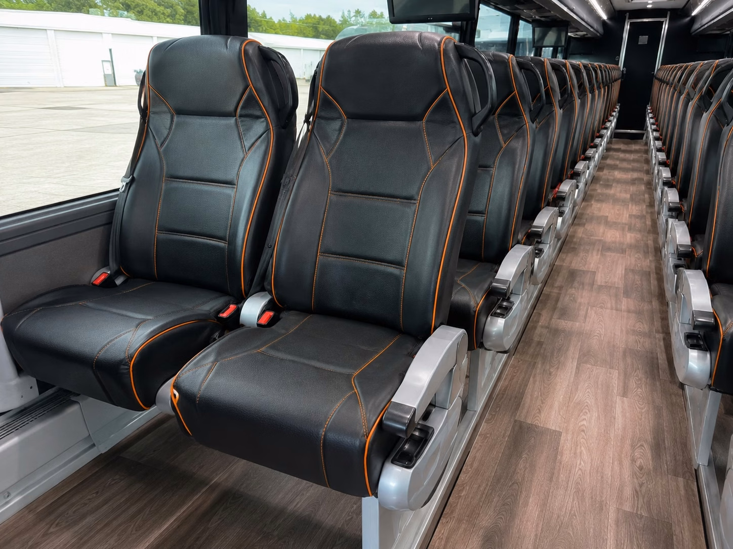 charter buses for waterfront and historic venue weddings in fall river