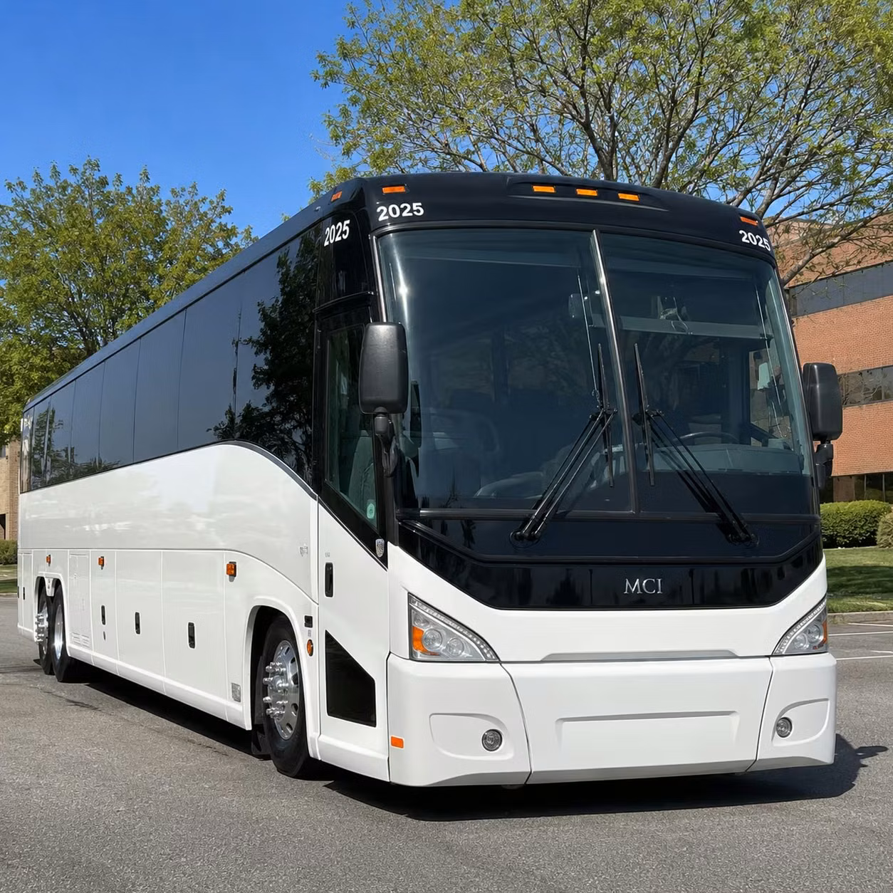 why fall river businesses trust charterbusrentalfallriverma com for corporate group transportation